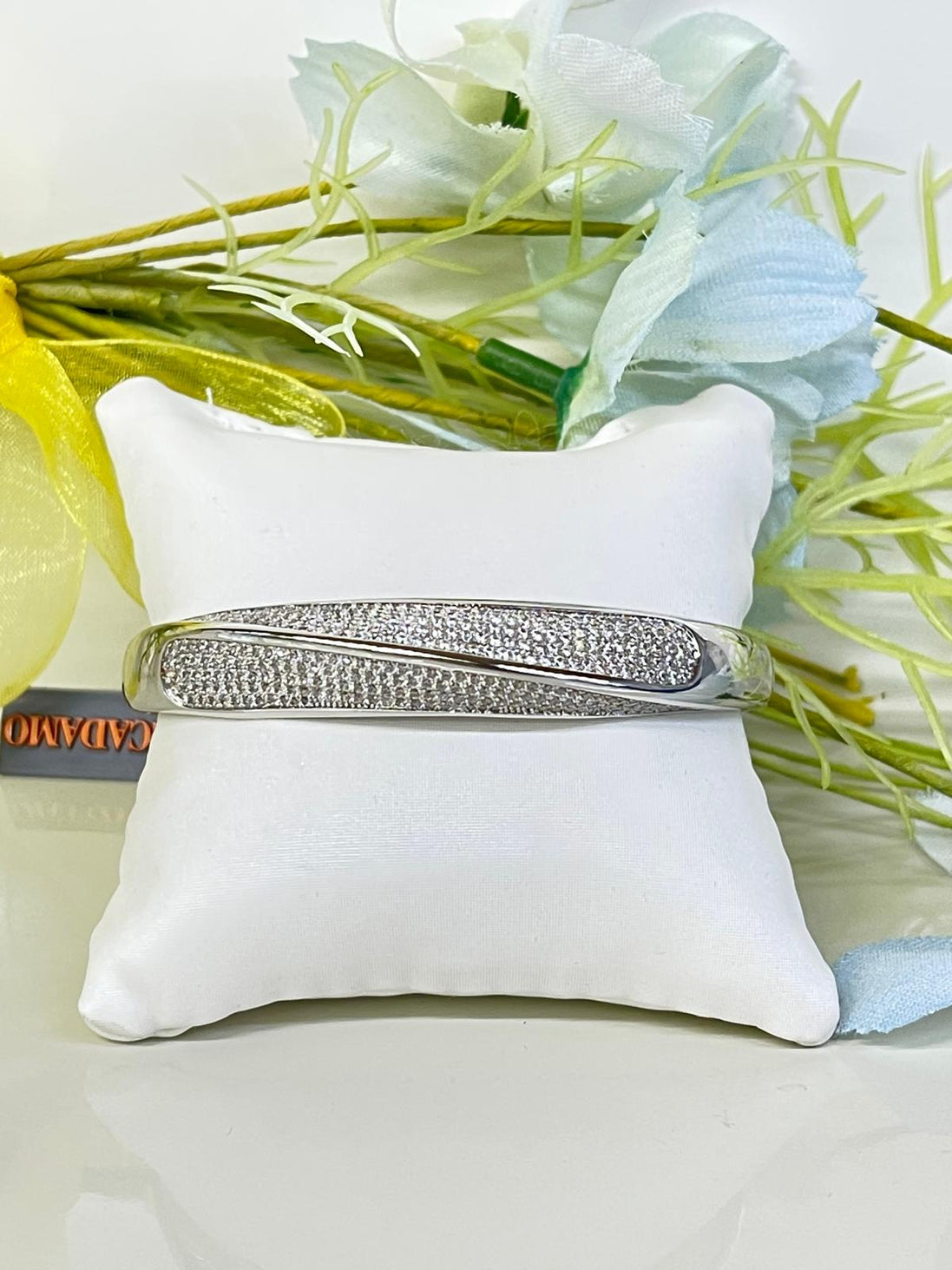 bracciale rigido con Swarovski Boccadamo