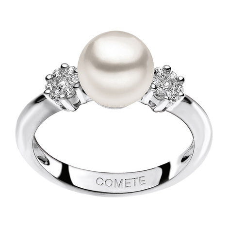 Anello in oro con perle e diamanti